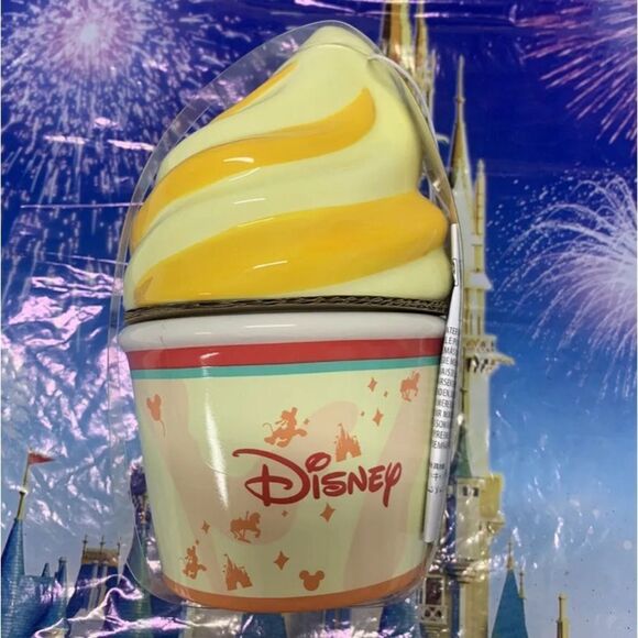 Disney Dole Whip Candle - Picture 2 of 3